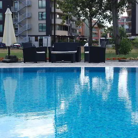 Boomerang - Sunny Hotell