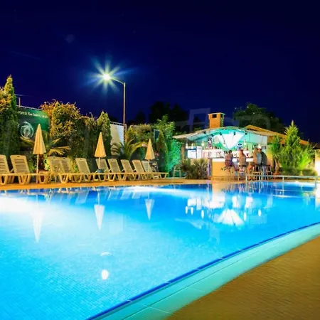 Hotell Boomerang - Sunny 3*