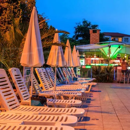 Hotell Boomerang - Sunny Slăntjev Brjag
