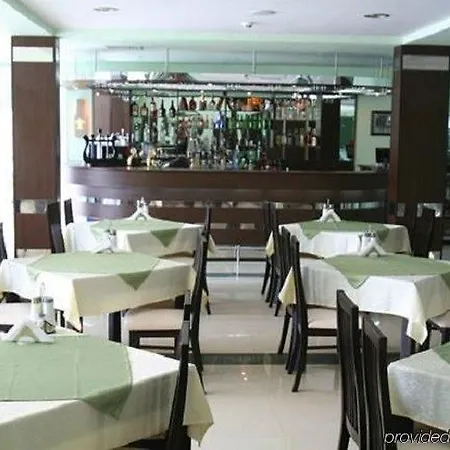 Boomerang - Sunny Hotell 3*