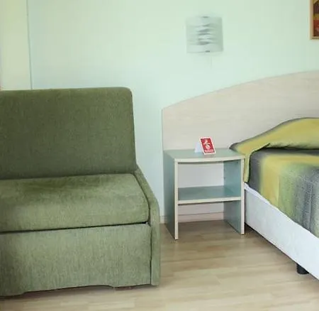 Hotell Boomerang - Sunny Slăntjev Brjag