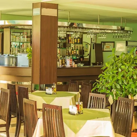 Hotell Boomerang - Sunny 3*